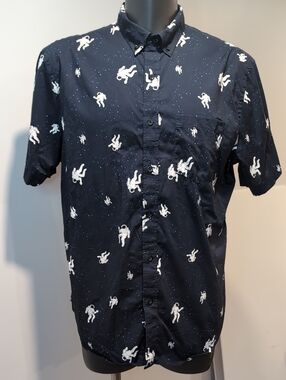 Old Navy Navy Astronaut Print Short-Sleeve Button-Up Shirt XL Slim Fit